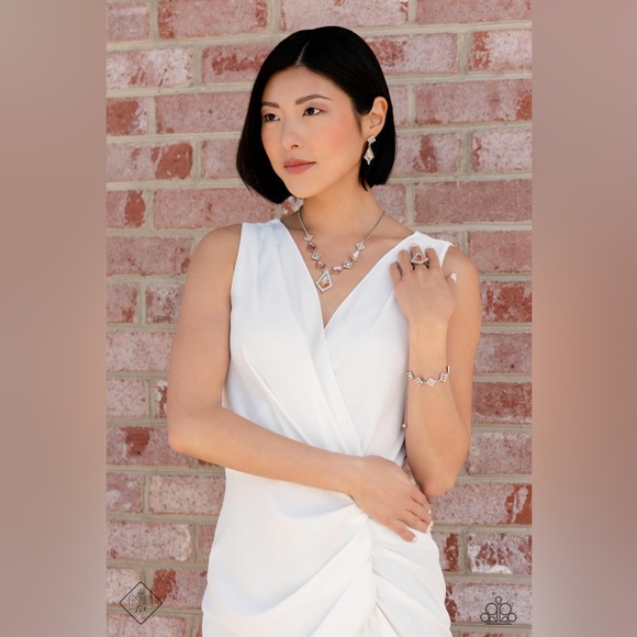 Fiercely 5th Avenue Complete Set - Picture 6 of 7